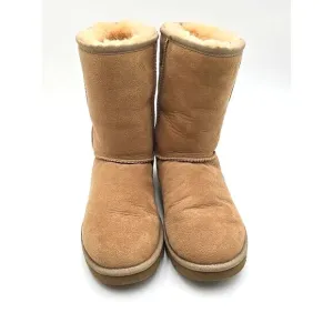 UGG Australia Women Classic Short‎ Boots Winter Snow Comfort Boots Womens 10