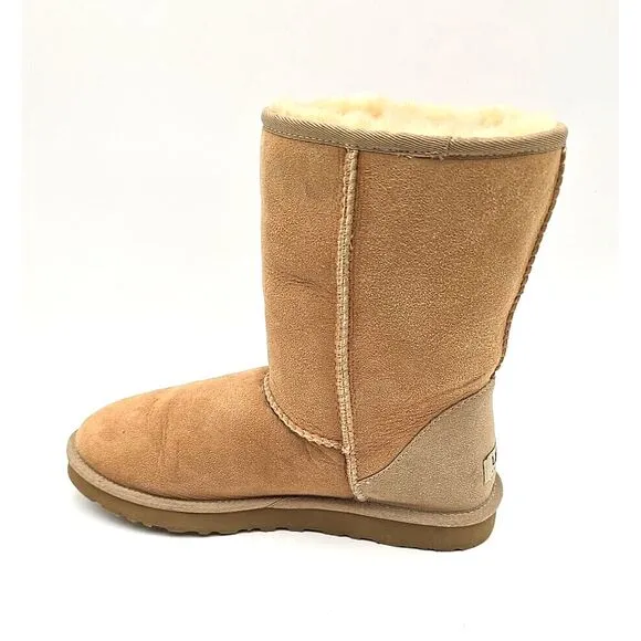 UGG Australia Women Classic Short‎ Boots Winter Snow Comfort Boots Womens 10