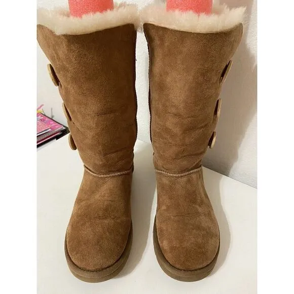 UGG Bailey Button Triplet Sheepskin Mid Calf Boots Chestnut Women's Size 6