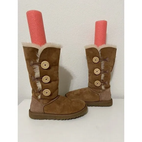 UGG Bailey Button Triplet Sheepskin Mid Calf Boots Chestnut Women's Size 6