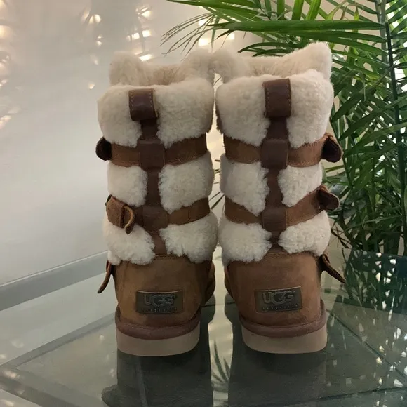 UGG Becket Boots Wool Lined Shearling Mid-Calf Moto 1005380