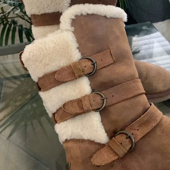 UGG Becket Boots Wool Lined Shearling Mid-Calf Moto 1005380