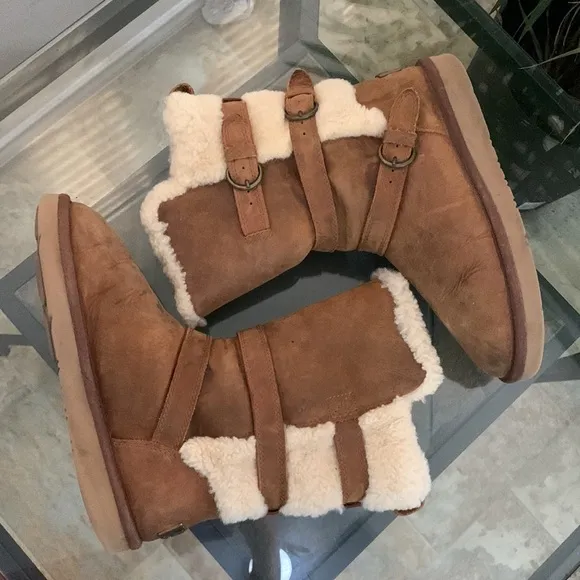 UGG Becket Boots Wool Lined Shearling Mid-Calf Moto 1005380