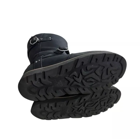 UGG Black Winter Boots with Furry Lining and Decorative Straps