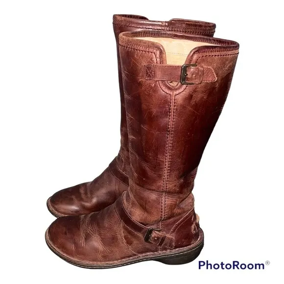 UGG Brown Leather Tupelo Shearling Boots