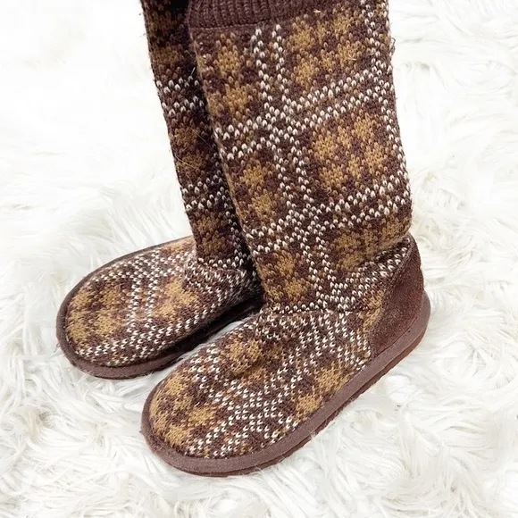 UGG Brown Plaid Cardy Cardigan Sweater Boots 12