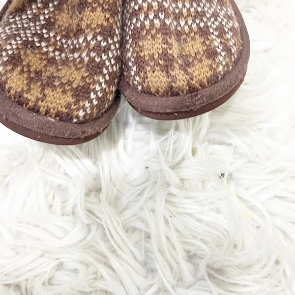 UGG Brown Plaid Cardy Cardigan Sweater Boots 12