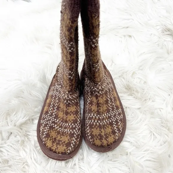 UGG Brown Plaid Cardy Cardigan Sweater Boots 12