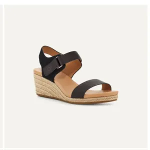 UGG Eisley Wedge Sandal Black Size 6 EUC