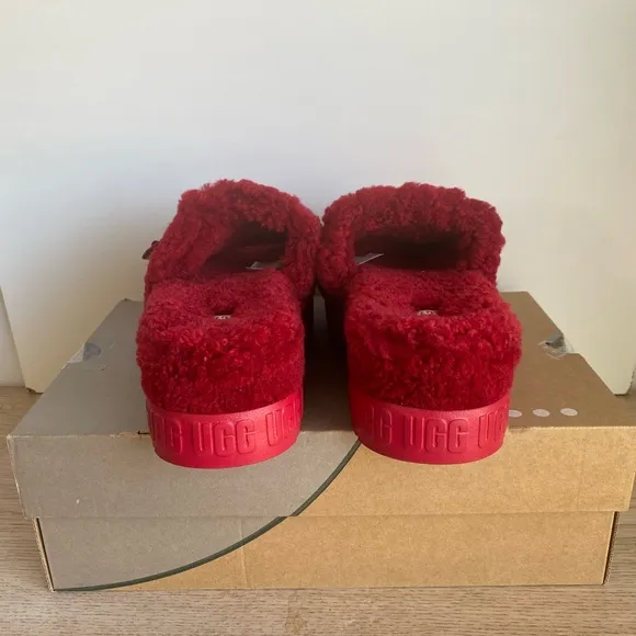 UGG Fluffita Slide Women Sandals Ribbon Red  - SZ 7