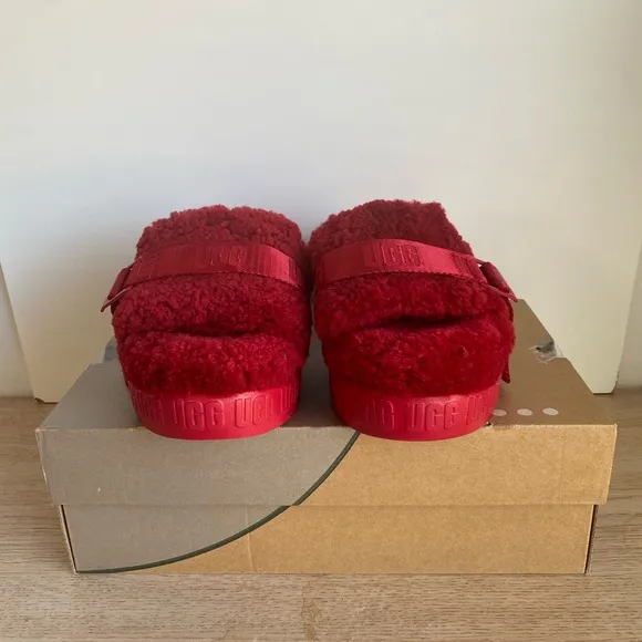 UGG Fluffita Slide Women Sandals Ribbon Red  - SZ 7