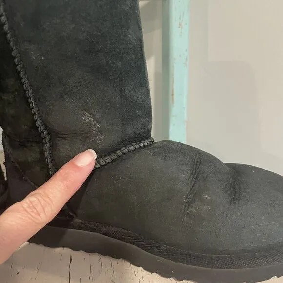Ugg Girls Suede Shearling Lined Mid Calf Classic ll Comfort Boots Black Size 2