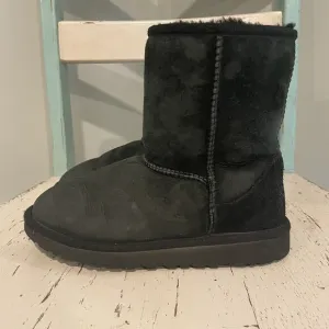 Ugg Girls Suede Shearling Lined Mid Calf Classic ll Comfort Boots Black Size 2