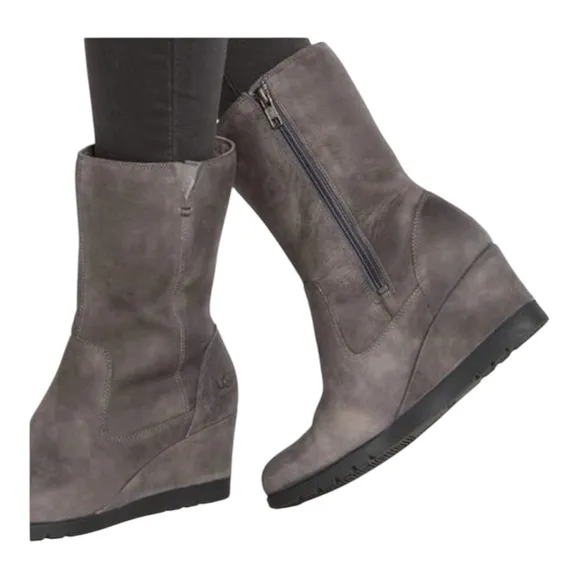 UGG Joely Shearling Lined Wedge Winter Boot, Waterproof Leather, Womens Size 5.5