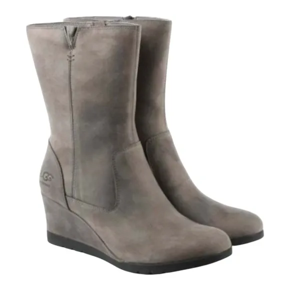UGG Joely Shearling Lined Wedge Winter Boot, Waterproof Leather, Womens Size 5.5