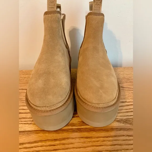 Ugg Neumel Platform Chelsea Boots Chestnut Suede Shearling Sheepskin Chukka NEW