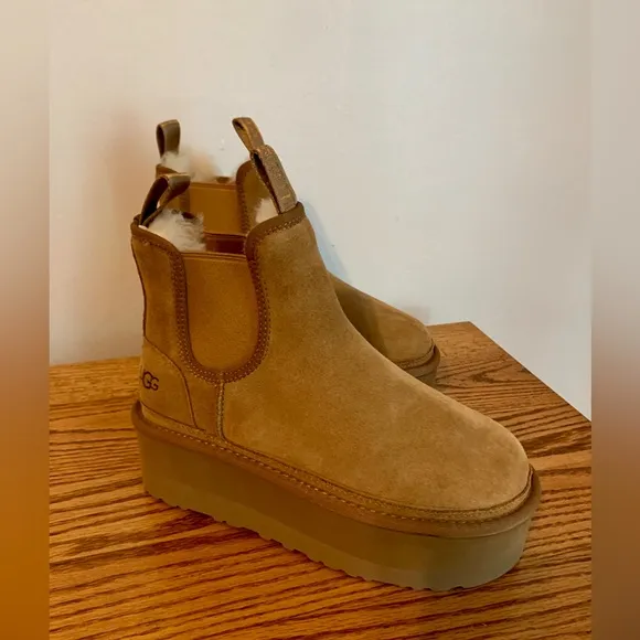 Ugg Neumel Platform Chelsea Boots Chestnut Suede Shearling Sheepskin Chukka NEW