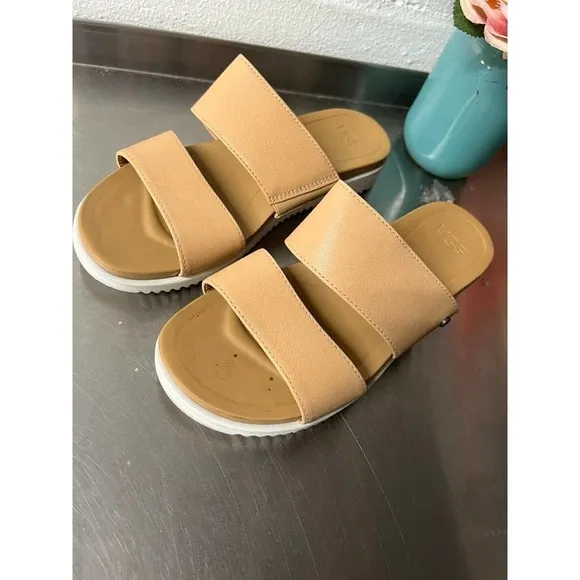 Ugg Tan Sandals