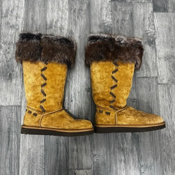 UGG Women’s Australia Rosana Boot Fur Lined Mid Calf Chestnut Size 7 US