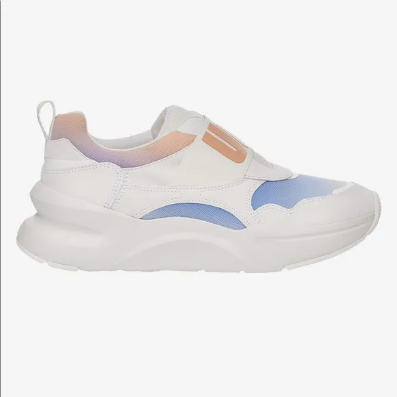 UGG WOMEN’S LA FLEX SNEAKERS