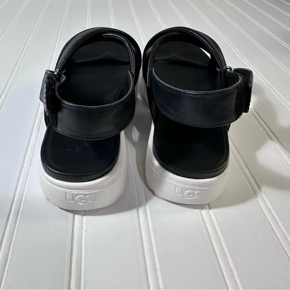 Ugg Zayne sling back platform sandals black women’s 9