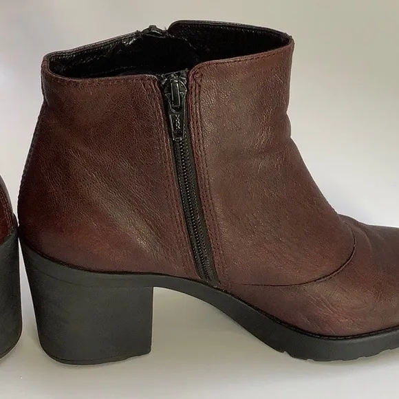Vagabond Chunky Heeled Double Zipper Leather Boots Size 38