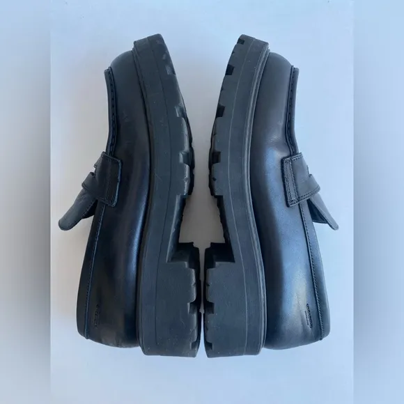 Vagabond Cosmo Chunky Platform Penny Loafer Size 11 Black