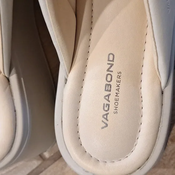 Vagabond Shoemaker Off-White Women's Courtney Slide Platform Sandals 7