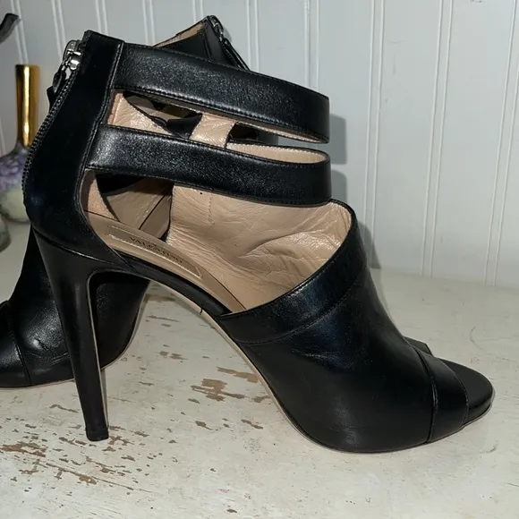 Valentino Garavani  Women's Black High Heels peep toe size 40