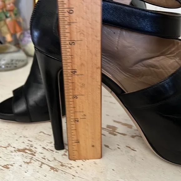 Valentino Garavani  Women's Black High Heels peep toe size 40
