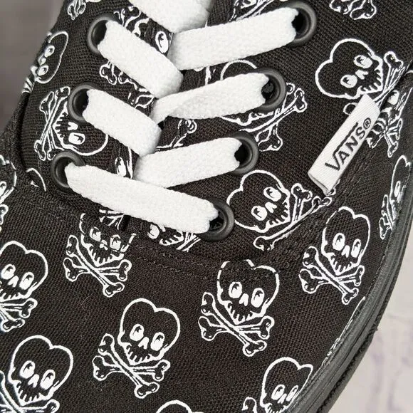 Vans ComfyCush Authentic &quot;Cold Hearted&quot; Sneakers Skate Shoes