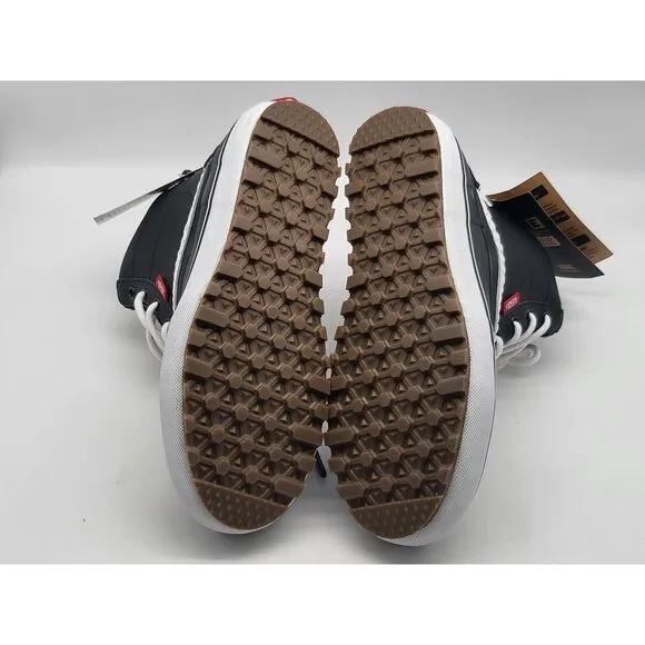 Vans MTE Standard Mid Waterproof Unisex Snow Boot Sz 7.5 Black White