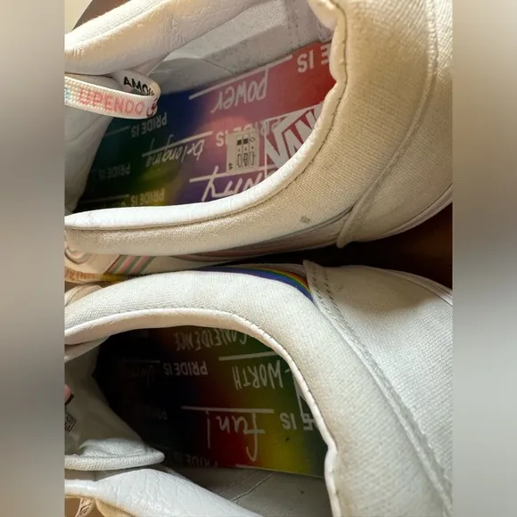 Vans Old Skool Pride Sneakers