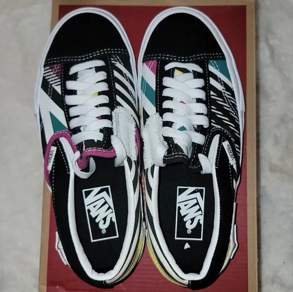 Vans Slip On Cap 'Juxtapoze Pack' Multicolor Sneaker Shoes Size Women 7 Men 5.5