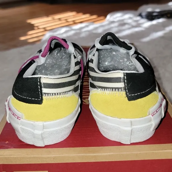 Vans Slip On Cap 'Juxtapoze Pack' Multicolor Sneaker Shoes Size Women 7 Men 5.5