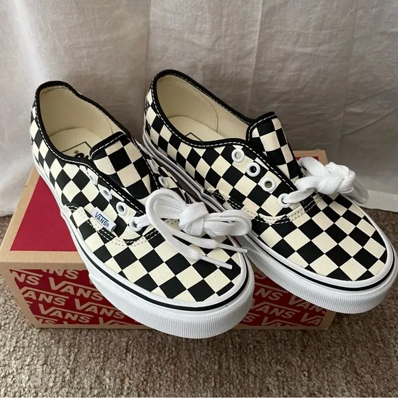 Vans - Unisex Authentic Golden Coast Checkerboard Sneakers (W 6.0 / M 4.5) NWB