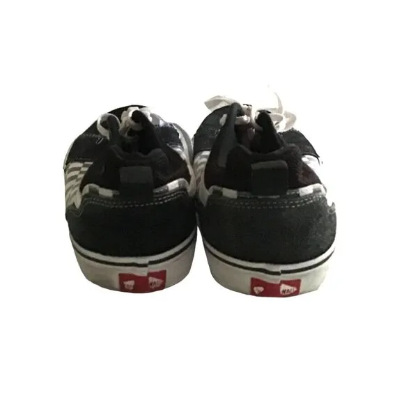 Vans Unisex Checkered Old Skool Sneakers Black/White Size 11