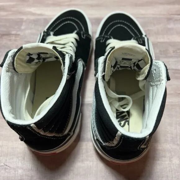 Vans Unisex Sk8-Hi Reconstruct High Top Sneakers Black &amp; White Size: Men's 6