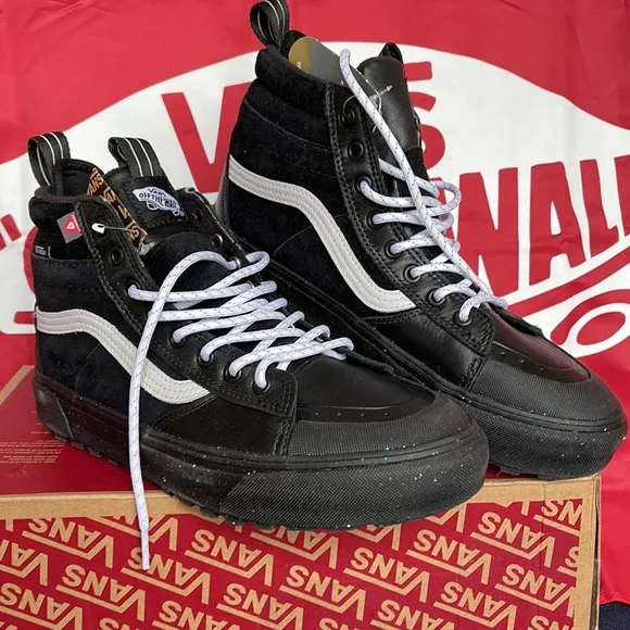 Vans WMNS Sk8-HI Mte-2Glitter Black GlitterVNOA5HZZUNM Boots - sneakers