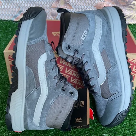 Vans WMNS Ultrarange ExoPewterVN0ASKS5PWTBoots, Sneakers, Hiking Athletic