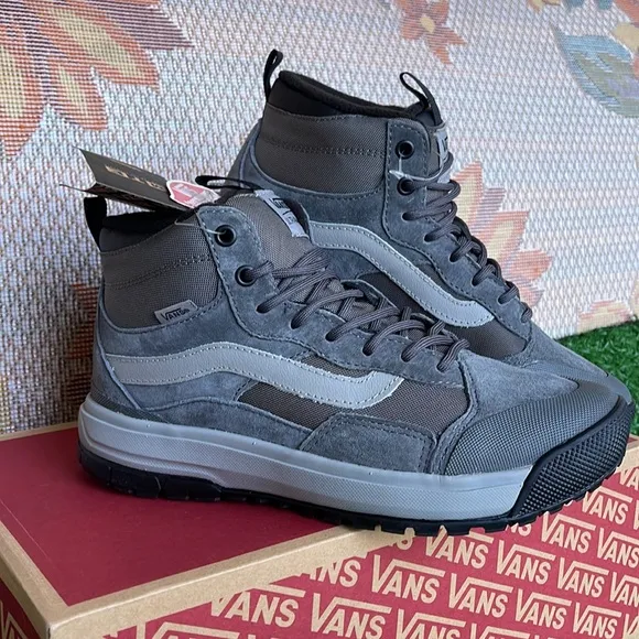 Vans WMNS Ultrarange ExoPewterVN0ASKS5PWTBoots, Sneakers, Hiking Athletic