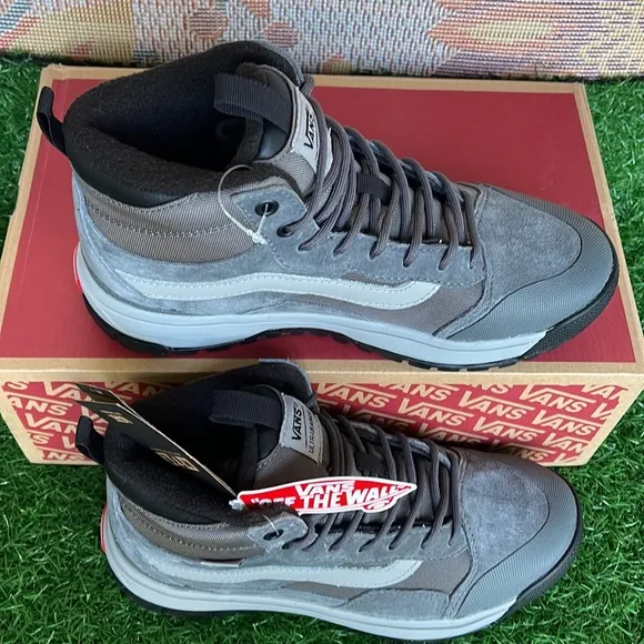 Vans WMNS Ultrarange ExoPewterVN0ASKS5PWTBoots, Sneakers, Hiking Athletic