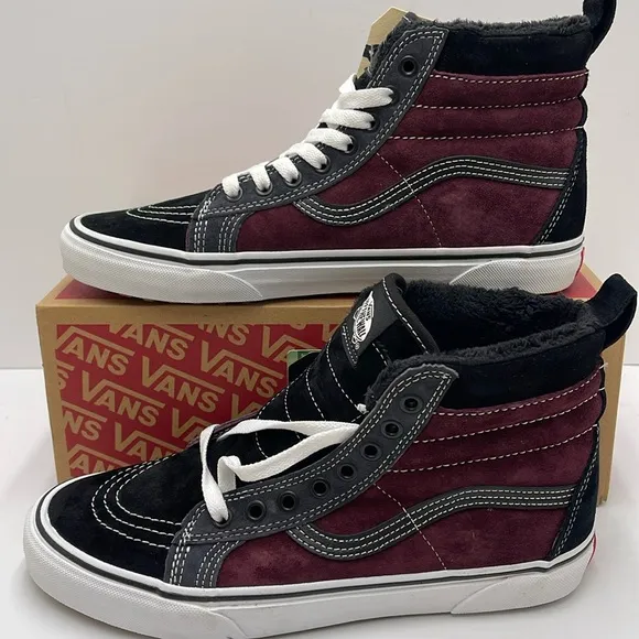 Vans Women’s Sk8-Hi Mte(Mte) Port Royale/BlackVN0A4BV7XKZBoots Sneakers