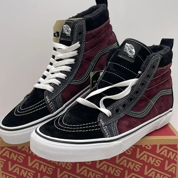 Vans Women’s Sk8-Hi Mte(Mte) Port Royale/BlackVN0A4BV7XKZBoots Sneakers