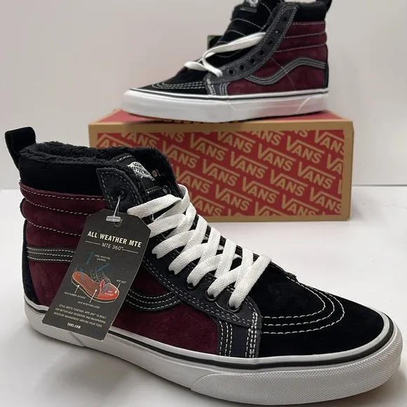 Vans Women’s Sk8-Hi Mte(Mte) Port Royale/BlackVN0A4BV7XKZBoots Sneakers