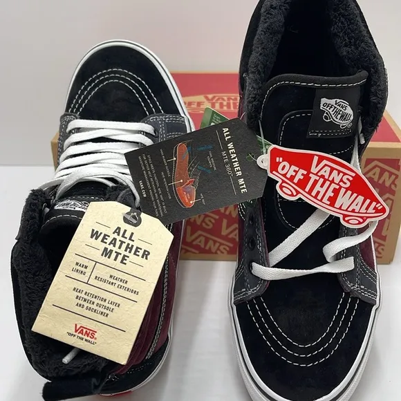 Vans Women’s Sk8-Hi Mte(Mte) Port Royale/BlackVN0A4BV7XKZBoots Sneakers