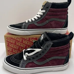 Vans Women’s Sk8-Hi Mte(Mte) Port Royale/BlackVN0A4BV7XKZBoots Sneakers