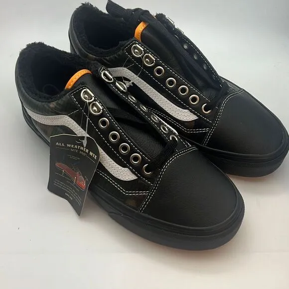 Vans Old Skool MTE NWT-men 8.5 / women 10