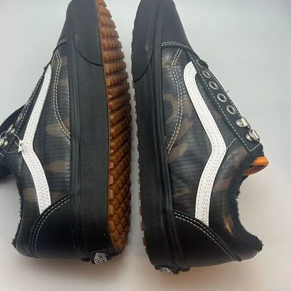 Vans Old Skool MTE NWT-men 8.5 / women 10