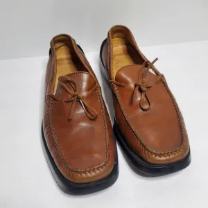 Vantage Tod's Men's Leather slip on driving loafers Size 9 Good used condition
